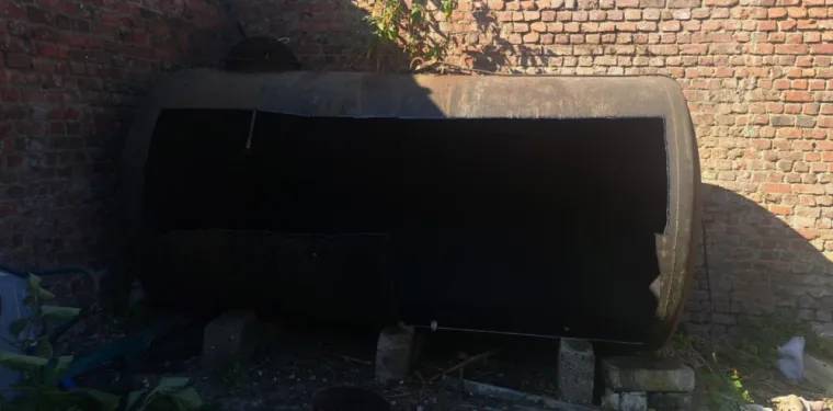 DEPOSE D'UNE CUVE DE 6000 LITRES