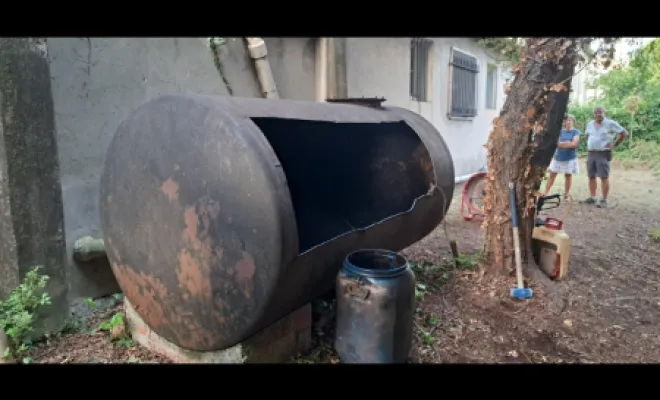 enlèvement d'une cuve à fioul de 4000 litres à ARLES 13., Clermont-Ferrand, Cuve Fioul Net